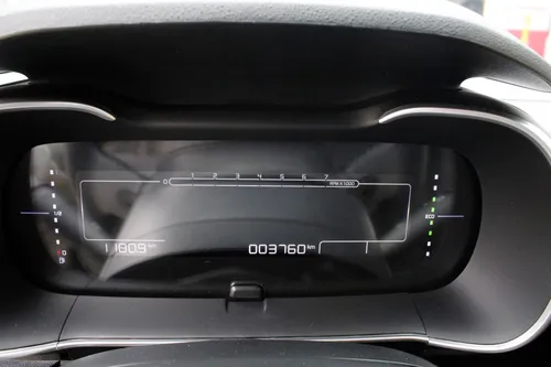 Citroën C4 Cactus 1.6 At