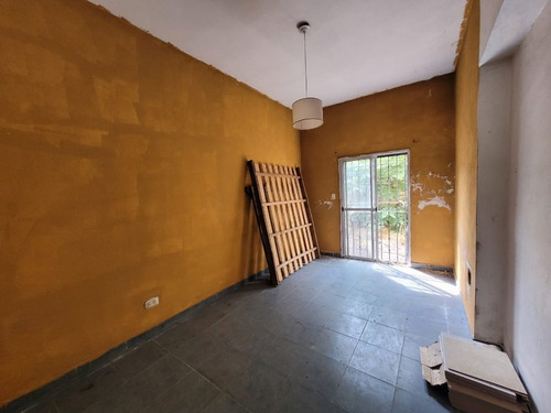 Imagen 4 de 5 de Departamento Tipo Casa En Venta En Ituzaingo Norte