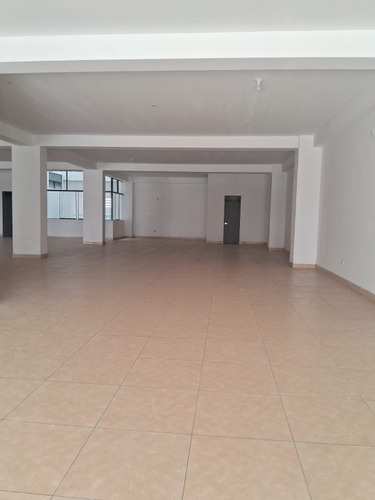 Alquiler Local Comercial 380 M2 Piso 1 Frente Mdo. Mayorista