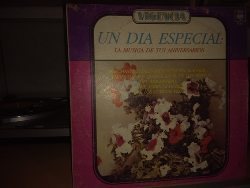 Un Día Especial . La Música De Tus Aniversarios