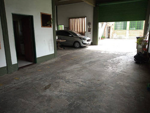 Imagen 2 de 30 de Galpón Piso - Ramos Mejia