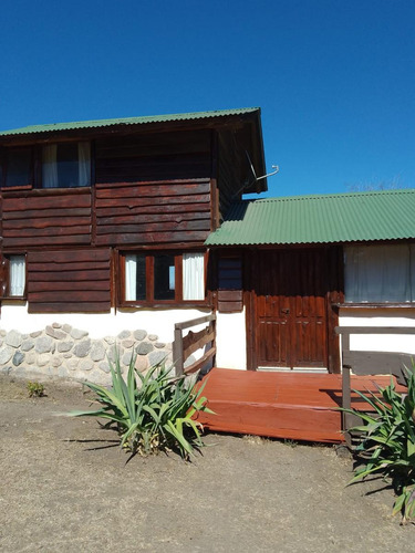 Tranquila Cabaña Relax 5 Personas: Wifi, Parrillero Y Piscina - Villa Giardino - Barrio Villa Gloria