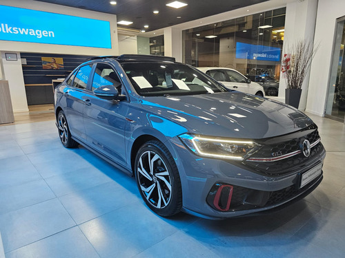 Volkswagen Vento 2.0 Tsi Gli 211cv App Connect + Nav