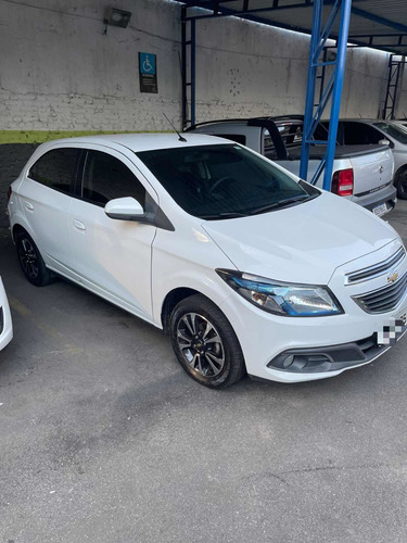 Imagem 4 de 5 de Chevrolet Onix 2014 1.4 Ltz 5p