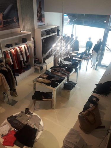 Imagen 4 de 5 de Edificio Comercial - Lomas De San Isidro