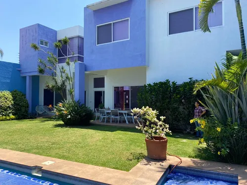 Casa En Venta En Fracc. Con Vigilancia. Lomas Tetela, Cuernavaca