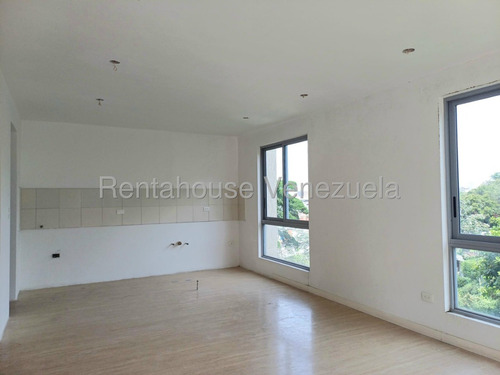 Apartamento En Venta En El Country Club
