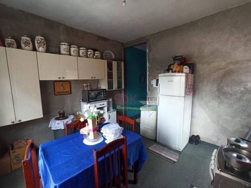 Imagem 6 de 8 de Sobrado Com 2 Dormitórios À Venda, 125 M² Por R$ 265.000,00 - Chácaras Reunidas - São José Dos Campos/sp - So1917