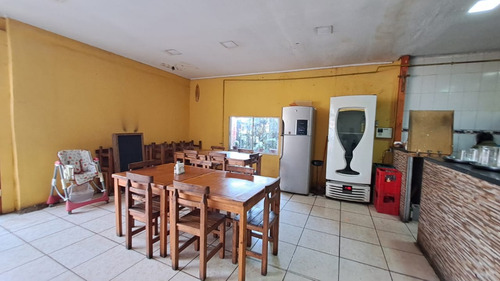 Local Comercial, Como Restaurante Con Patente Diurna