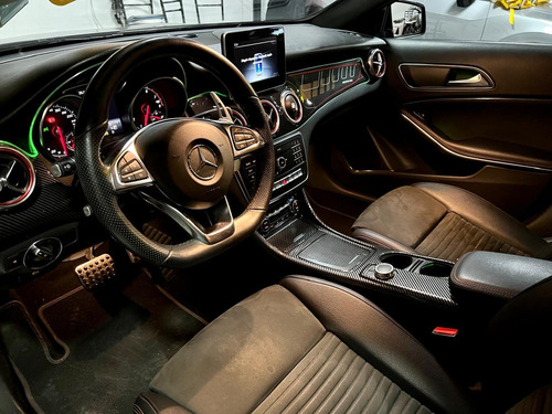 Mercedes-Benz Clase GLA 2.0 250 Cgi Sport Sin Techo At