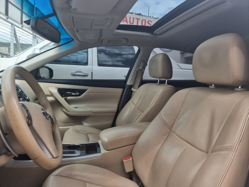 Imagen 9 de 12 de Nissan Altima 2015 3.5 Exclusive Mt