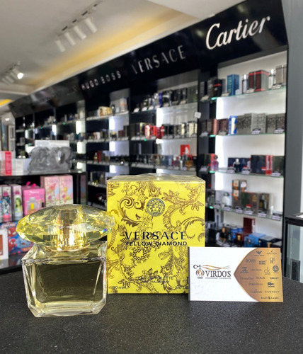 Imagen 2 de 2 de Versace Yellow Diamond Dama 90ml Edt