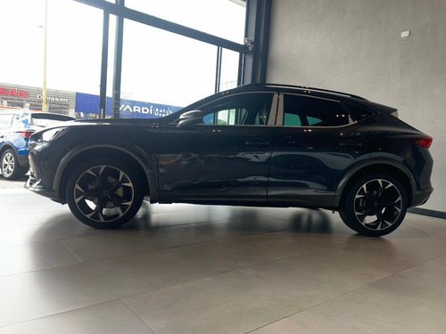 Imagen 3 de 23 de Cupra Formentor Modelo 2023 Motor 2.0l