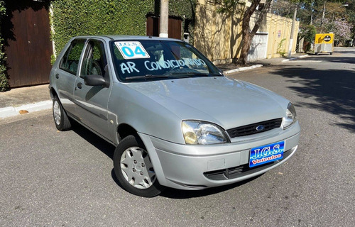 Ford Fiesta Street 1.0 2004 Prata 4 Portas Ar Condicionado