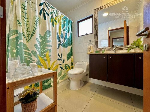 Rinconada - Vende Casa Dos Pisos 3d 3b Piscina - Cond. Cumbr