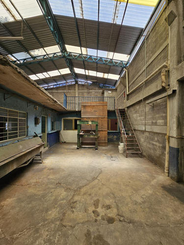 Nave Industrial Con Oficinas En Guadalupe Proletaria Gam