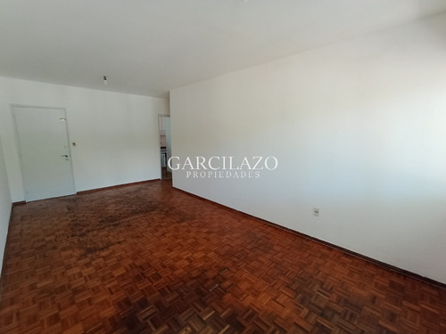 Imagen 4 de 19 de Apartamento En Alquiler - Pocitos (av. Rivera Y Julio Cesar)