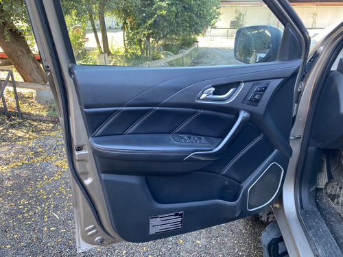 JMC Vigus Plus 2.0T 4X4 Mt
