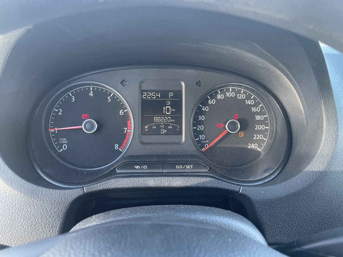 Imagen 14 de 15 de Volkswagen Vento 2019 4p Starline L4/1.6 Aut