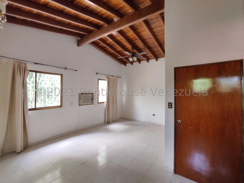 Imagen 20 de 25 de Casa En Venta En Barrio Sucre Maracay 22-11048 Jcm
