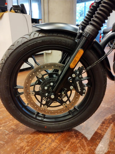 Imagen 11 de 17 de Moto Guzzi V7 Iii Stone Negra Usada