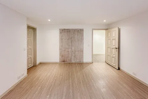 Apartamento En Arriendo/venta En Los Rosales. Cod A7005