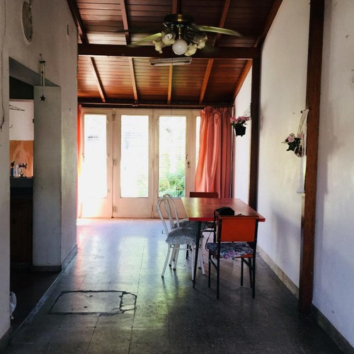 Imagen 4 de 10 de Chalet En Venta En Ituzaingo Norte