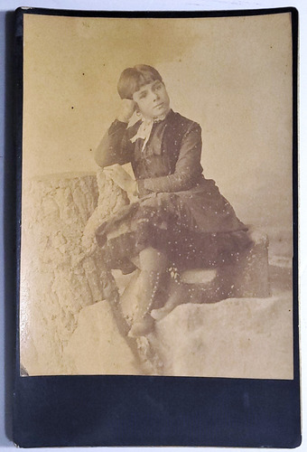 Fotografía Joven Mujer (1890) Fotógrafo F. Toledo. San Telmo (Usado)