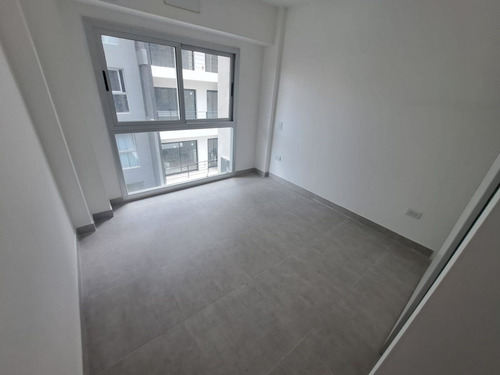 Alquiler-dpto. -2 Amb-estrenar-balcón-caseros