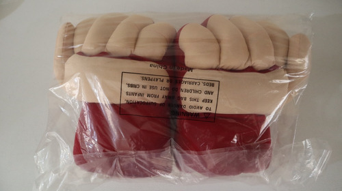 Street Fighter Ryu Plush Fists (puños De Peluche)