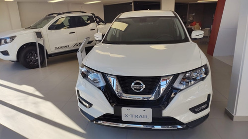 Imagen 16 de 25 de Nissan Xtrail Advance Cvt