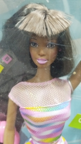 Barbie Christie Bead Blast (Usado)