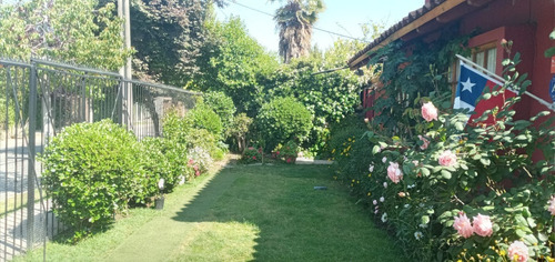 Amplia Casa Con Excelente Ubicación