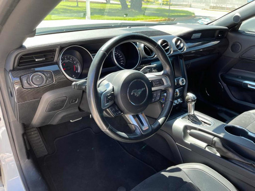 Imagen 10 de 15 de Ford Mustang 2.3 Turbo Ecoboost