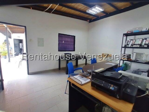 Rent-a-house Vende Amplio Nave Industrial, El Limón, Maracay, Estado Aragua, 25-11260 Gf.