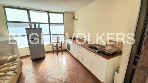 Venta De Moderno Departamento Con Excelente Ubicación