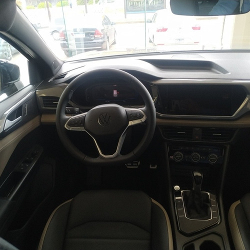 Imagen 25 de 25 de Volkswagen Taos 2023 1.4 250 Tsi Hero