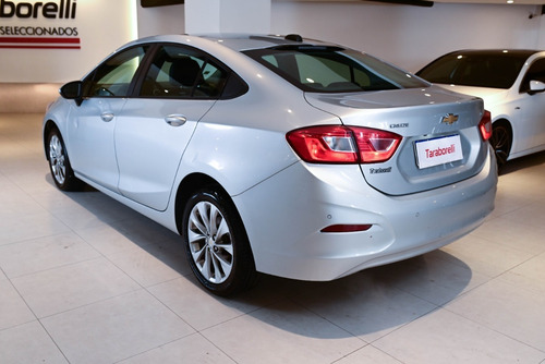 Imagen 5 de 16 de Chevrolet Cruze 4p 1.4 Turbo Lt Mt Gui