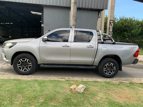 Toyota Hilux CD 2.8 cabine dupla Diesel