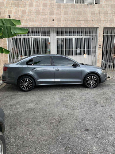 Volkswagen Jetta 2.0 Tsi Highline 4p 2011