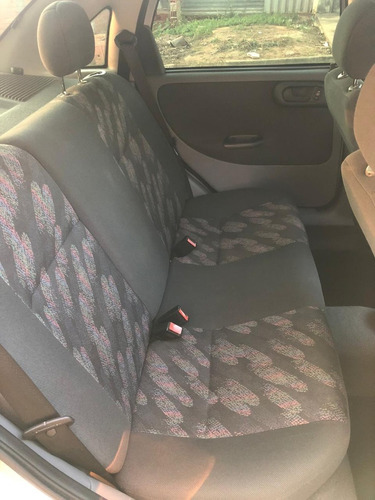 Corsa Sedan 1.8 2002