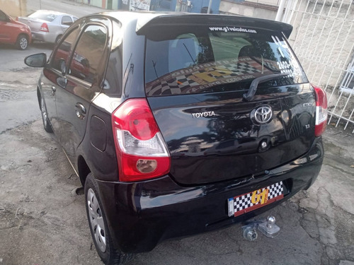Imagem 10 de 10 de Toyota Etios 1.3 X 16v Flex 4p Manual