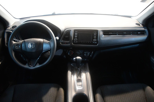 Imagen 11 de 15 de Honda Hr-v 2017 1.8 Uniq Cvt