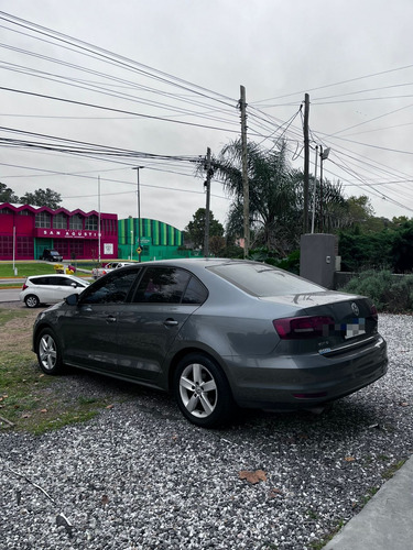 Volkswagen Vento 1.4 Comfortline 150cv