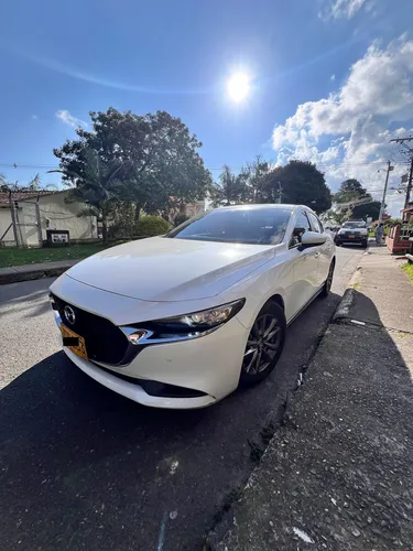 Mazda 3 2.0 Prime