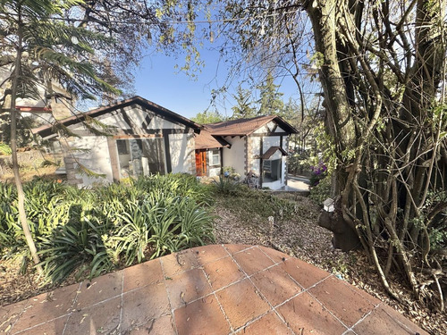 Casa En Venta, Ubicación Chiluca Estilo Ingles Tudor Cod. Ev1620