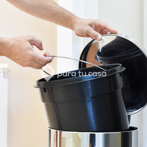 Imagen 3 de 7 de Set Cesto Tacho Basura Acero Inoxidable 3 L + Escobilla Baño