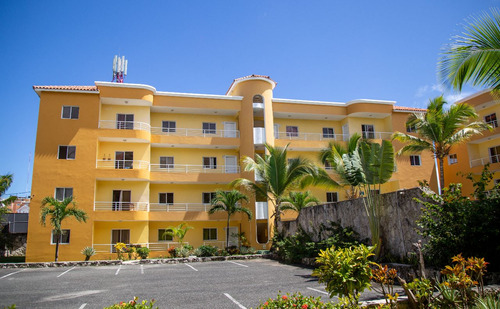 Se Vende Apartamento En Punta Cana, Cerca Del Olé.