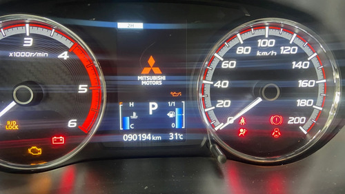 Mitsubishi L200 Triton 2.4 16V TURBO DIESEL OUTDOOR HPE CD 4X4 AUTOMÁTICO