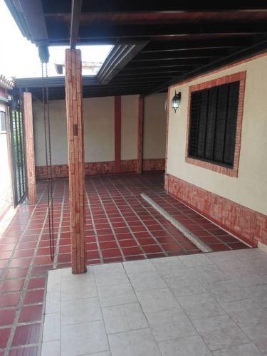 Imagen 5 de 29 de Bella Casa Toda Remodelada En La Urbanización La Mulera En Maracay Los Samanes